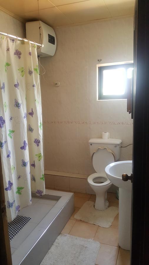אקרה First Choice Hotel מראה חיצוני תמונה
